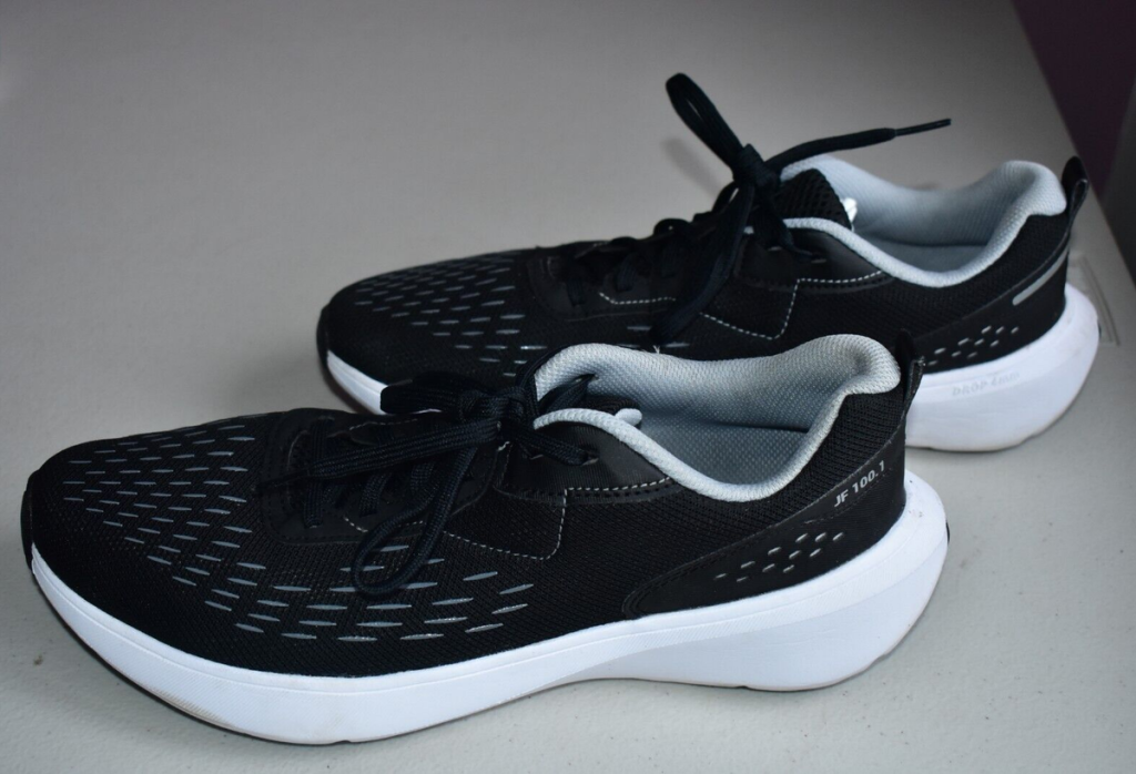 کفش کتونی Decathlon