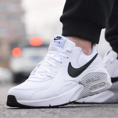 کفش ورزشی Nike