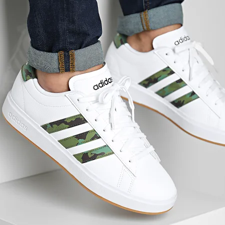 کفش کتونی Adidas