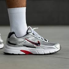 کفش ورزشی نایک Nike